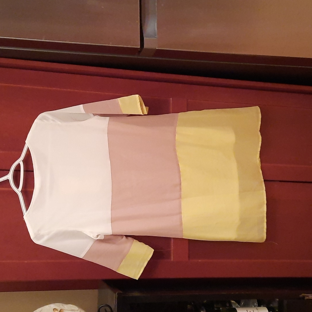 Dress - Picture 4 of 4